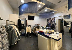 2-к квартира, вторичка, 60м2, 1/3 этаж