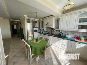 5-к квартира, вторичка, 150м2, 9/11 этаж