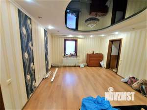 6-к квартира, вторичка, 250м2, 1/3 этаж