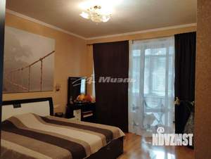 4-к квартира, вторичка, 220м2, 2/3 этаж