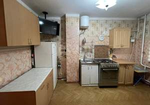 3-к квартира, вторичка, 64м2, 1/10 этаж