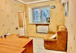 2-к квартира, вторичка, 49м2, 1/1 этаж
