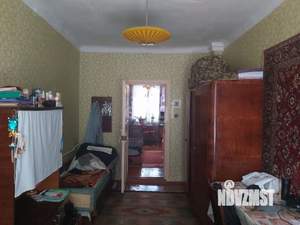 3-к квартира, вторичка, 65м2, 1/1 этаж