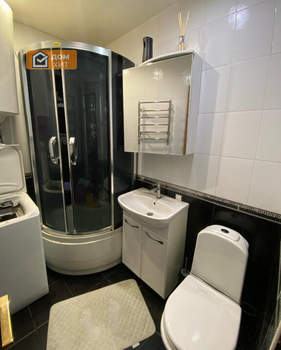 3-к квартира, вторичка, 70м2, 1/1 этаж