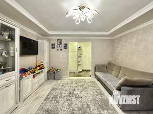 3-к квартира, вторичка, 67м2, 1/9 этаж