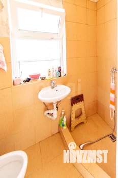 6-к квартира, вторичка, 100м2, 1/1 этаж