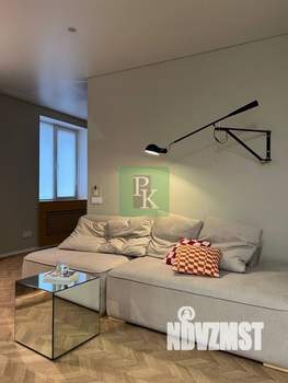 2-к квартира, вторичка, 40м2, 1/5 этаж