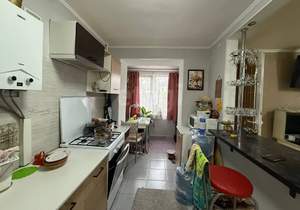 3-к квартира, вторичка, 47м2, 1/4 этаж