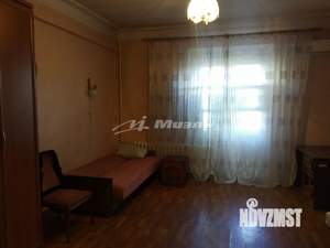 4-к квартира, вторичка, 95м2, 3/3 этаж