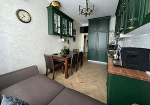 3-к квартира, вторичка, 84м2, 1/10 этаж