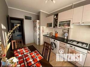 3-к квартира, вторичка, 66м2, 7/9 этаж