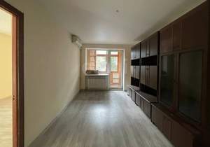2-к квартира, вторичка, 40м2, 1/5 этаж
