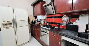 4-к квартира, вторичка, 236м2, 1/1 этаж