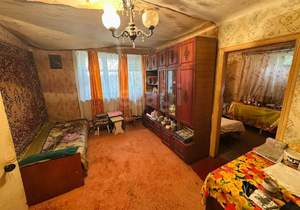 2-к квартира, вторичка, 42м2, 1/3 этаж
