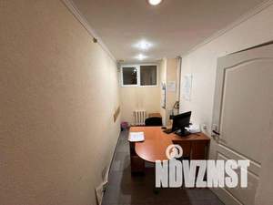 4-к квартира, вторичка, 112м2, -1/3 этаж