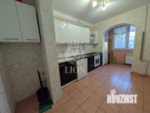 3-к квартира, вторичка, 63м2, 3/9 этаж