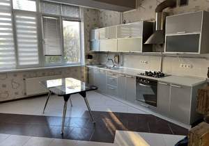 2-к квартира, вторичка, 86м2, 2/4 этаж