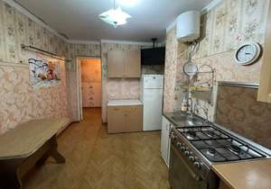 3-к квартира, вторичка, 64м2, 1/10 этаж