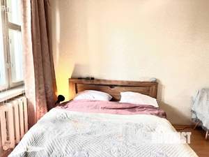 2-к квартира, вторичка, 62м2, 1/9 этаж