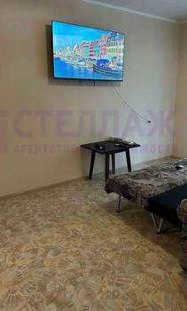 2-к квартира, вторичка, 40м2, 1/5 этаж