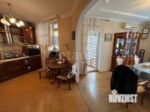 5-к квартира, вторичка, 175м2, 8/9 этаж