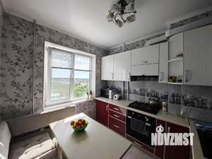 2-к квартира, вторичка, 47м2, 8/9 этаж