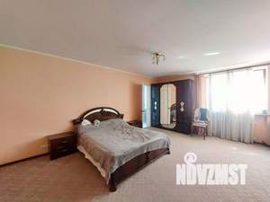 2-к квартира, вторичка, 105м2, 8/10 этаж