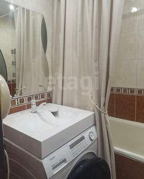 3-к квартира, вторичка, 61м2, 9/9 этаж