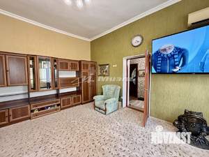 2-к квартира, вторичка, 72м2, 2/2 этаж