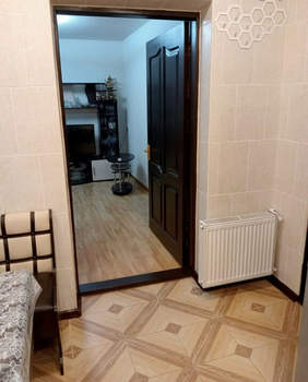 2-к квартира, вторичка, 40м2, 1/1 этаж