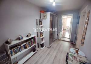 2-к квартира, вторичка, 50м2, 1/1 этаж