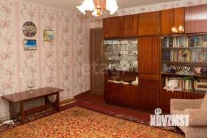 2-к квартира, вторичка, 56м2, 1/8 этаж