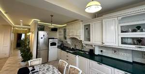 4-к квартира, вторичка, 145м2, 9/10 этаж