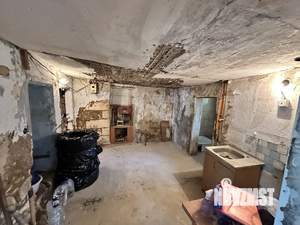 2-к квартира, вторичка, 65м2, 1/1 этаж