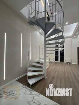 4-к квартира, вторичка, 140м2, 8/9 этаж