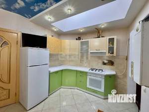 2-к квартира, вторичка, 55м2, 1/1 этаж