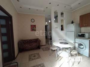 2-к квартира, вторичка, 70м2, 1/1 этаж