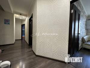 2-к квартира, вторичка, 64м2, 1/9 этаж