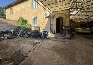 2-к квартира, вторичка, 58м2, 1/2 этаж