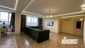 4-к квартира, вторичка, 145м2, 9/10 этаж