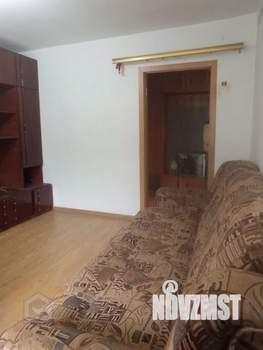 3-к квартира, вторичка, 48м2, 1/4 этаж