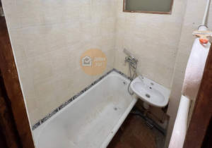 2-к квартира, вторичка, 46м2, 3/5 этаж