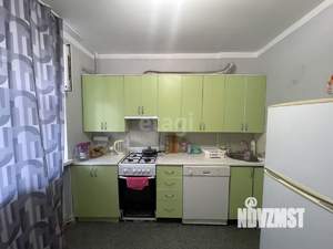 3-к квартира, вторичка, 64м2, 1/9 этаж