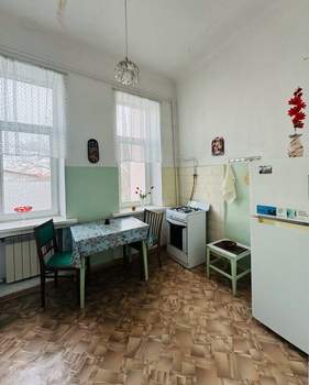 4-к квартира, вторичка, 75м2, 3/3 этаж