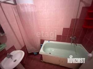 2-к квартира, вторичка, 60м2, 1/1 этаж