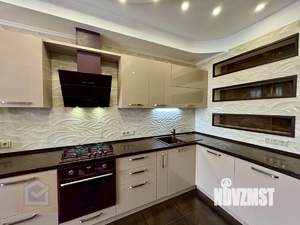 2-к квартира, вторичка, 62м2, 1/10 этаж