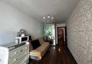 3-к квартира, вторичка, 58м2, 2/5 этаж