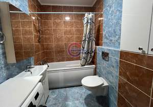 2-к квартира, вторичка, 70м2, 3/3 этаж