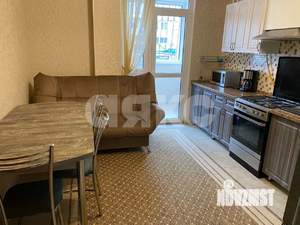 2-к квартира, вторичка, 72м2, 1/10 этаж