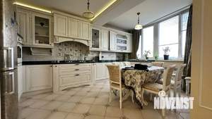 4-к квартира, вторичка, 145м2, 9/10 этаж